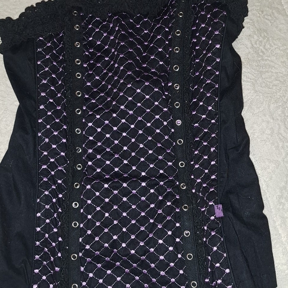 Elegant Black and Purple Lace-Up Women's Top - Picture 6 of 7